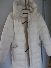 weißer Steppmantel von