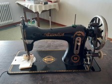 Antike Nähmaschine MUNDLOS