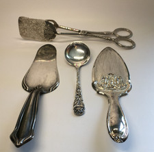 Konvolut Vintage Tortenheber Zange Sahnelöffel 4-tlg.  Metall 1 x gepunzt Alt