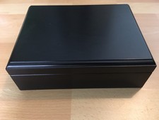 Humidor für Zigarren und Zigarillos mit Luftbefeuchter und Hygrometer 