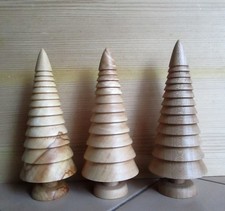 3 Deko Tannen gedrechselt aus