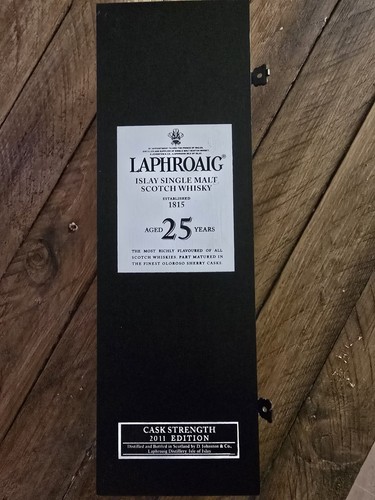 Laphroaig cask strength - 25,