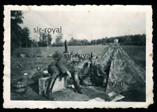 Wehrmacht Soldaten mit Telefon und Zeltplane - WK2 Foto 9x6cm
