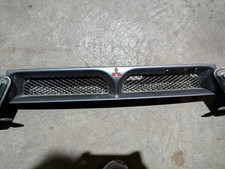 Mitsubishi Galant 8 EA0 Grill