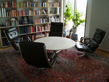 FABRICIUS & KASTHOLM 4 FK85 SESSEL LOUNGE CHAIRS + 1 T105 TISCH COFFEE TABLE