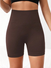 XL(44) Sporthose Nylon Radler nahtlos Ripp Hotpant, breiter Bund braun po-lift