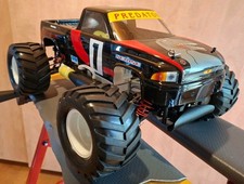 1× 1/10 Monster Predator