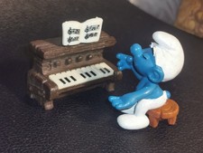 40229 Schlumpf am Klavier piano smurf superSchlumpf