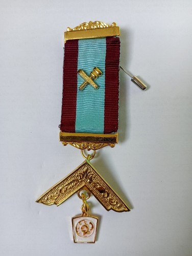 Mark past master breast - past,