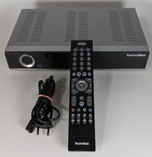TechniSat Digit ISIO C HDTV Twin Kabelreceiver  PVR Aufnahmefunktion via USB