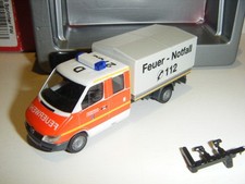 Herpa 046633 MB Sprinter Doka Pritsche/Plane Feuerwehr Düsseldorf
