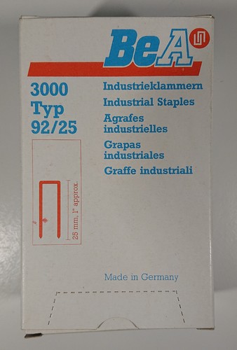 Packung bea heftklammern - packung,