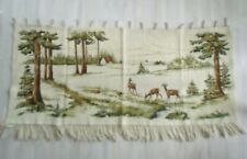Wandbehang, Wandfries, Wandteppich mit Fransen, Vintage DDR, Motiv Wald/Rehe