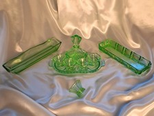 Art Deco Set  Uran Glas