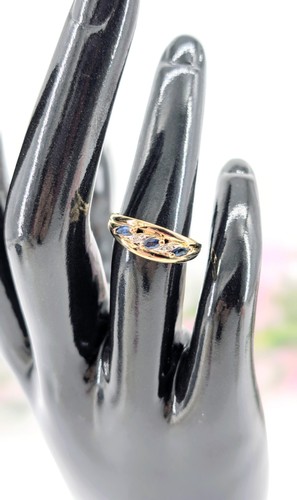 Ring gold besetzt mit - 2, 3