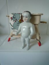 Alte sehr hübsche Badepuppe mit sehr alter Badewanne