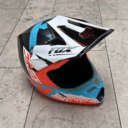 Fox youth divizion helm - v3,