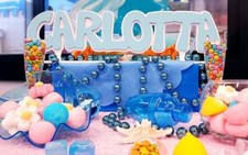 personalisierter Holzname mit