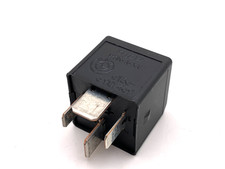 Relais Relay schwarz 6901469 BMW 1er E82/87 3er E90/91 5er E60/61