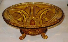 Glasschale auf 3 Füßen, Cognacfarben, Blumendesign, Vintage, Ex-DDR