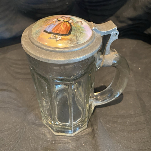 Antiker glas bierkrug mit - glas-bierkrug,