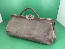 7/11/221  Hebammentasche