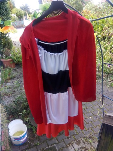Damen kleid und umhang - damen,