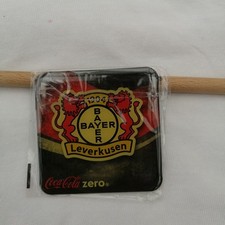 COCA COLA FUßBALL KÜHLSCHRANK MAGNET/PIN BAYER 04 LEVERKUSEN