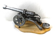 Alte kanone geschütze - geschütze, metall