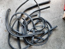 Fiat x1/9 Bertone 1500er  Dichtungen  Targa Tür Verschiedenes