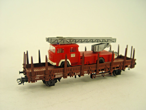 Rungenwagen feuerwehr - rungenwagen, m.