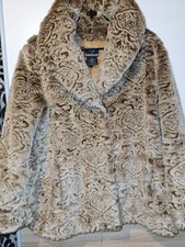 dennis basso, Raubkatze