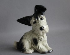 Hundefigur Terrier schwarz