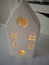 Lichterhaus Keramik LED Weiß