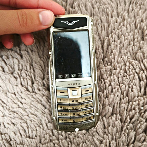 Vertu ascent ferrari - ti, dual