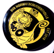 Pin / Anstecker BVB Fanclub Norway Borussentrolle  Est. 2010 Dortmund Fanartikel