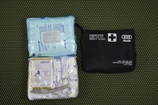 Original Audi Verbandtasche 8W0860282B Verbandskasten first aid bag 08/2021