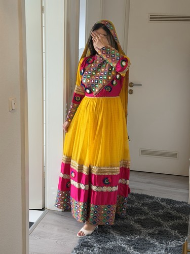 Afghanisches festkleid mit - festkleid,