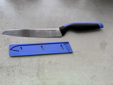 Tupperware Brotmesser, Universal-Serie,  schwarz/lila, mit Schutzhülle