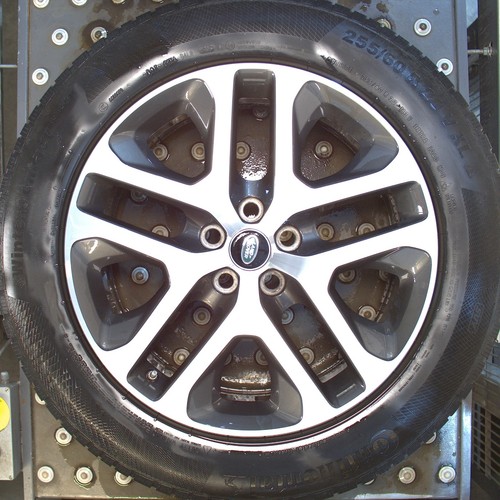 Original land rover defender - land,