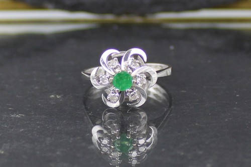 Emerald diamond white - emerald,