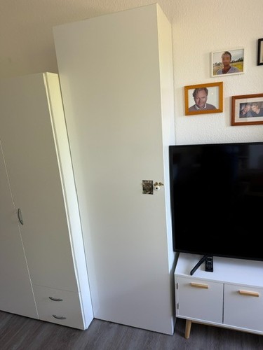 Schrank weiß mit 3 - schrank,,