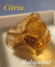 super klarer Citrin , ( facettierbar ) mit ca. 1,5 cm Größe aus Madagaskar