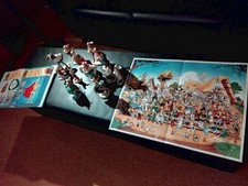 Asterix und seine Welt Hefte 1 - 15  im Ordner + Poster + 11 Figuren DeAgostini