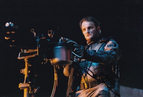Jason clarke signed - clarke, autogramm