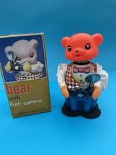 MS 575 Bear with Flashcamera /