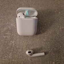Appel Airpods 2 Generation teildefekt