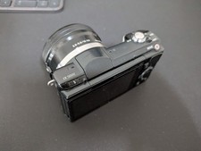 Sony A5000 mit DEFEKTEM 16-50-mm Objektiv