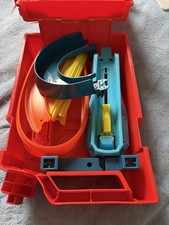 Hot Wheels Benzinkanister Autorennbahn gebraucht siehe Foto