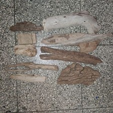 Schwemmholz Treibholz - 9 verschiedene Stücke - Rinde - Skulptur Terrarium Deko 